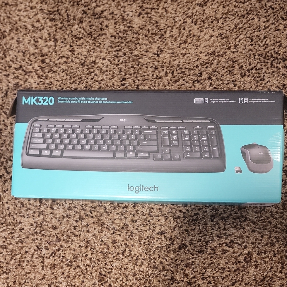 Logitech MK320 (920002836) Wireless Keyboard and Mouse Combo NEW